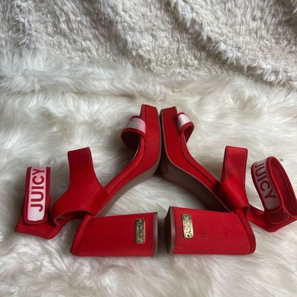Juicy Couture Glisten fabric Red and white platform ankle strap  heels SZ8.5 M - Picture 8 of 14